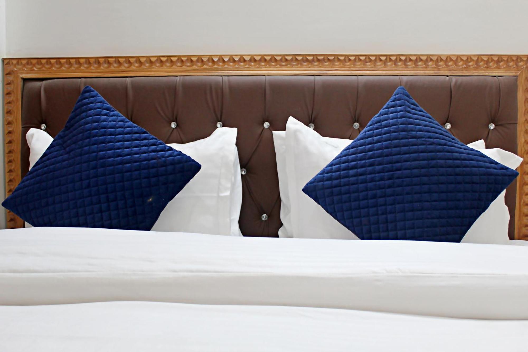 The Richie Royal Inn Manāli Extérieur photo