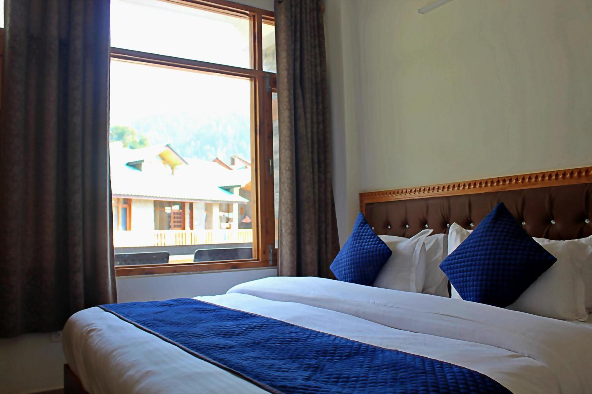 The Richie Royal Inn Manāli Extérieur photo